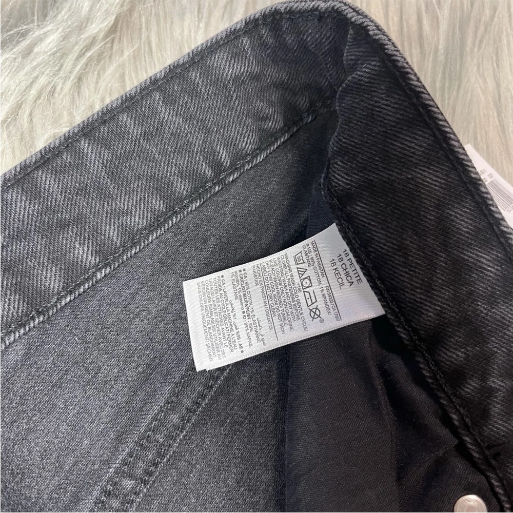 Old Navy Women’s OG High Rise Straight Black Jeans Size 18 Petite 18P - Picture 3 of 12